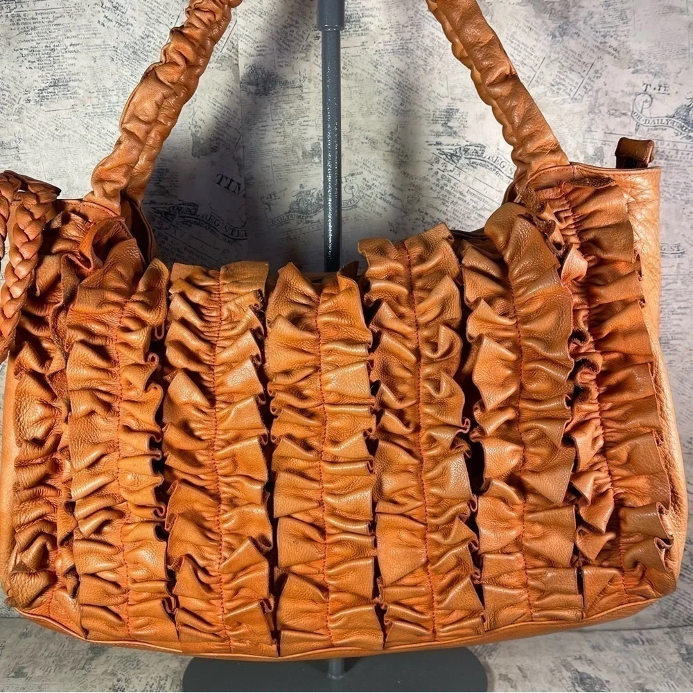 Caterina Lucchi Made in Italy Orange Calf Leather Ruffle Shoulder Tote Designer